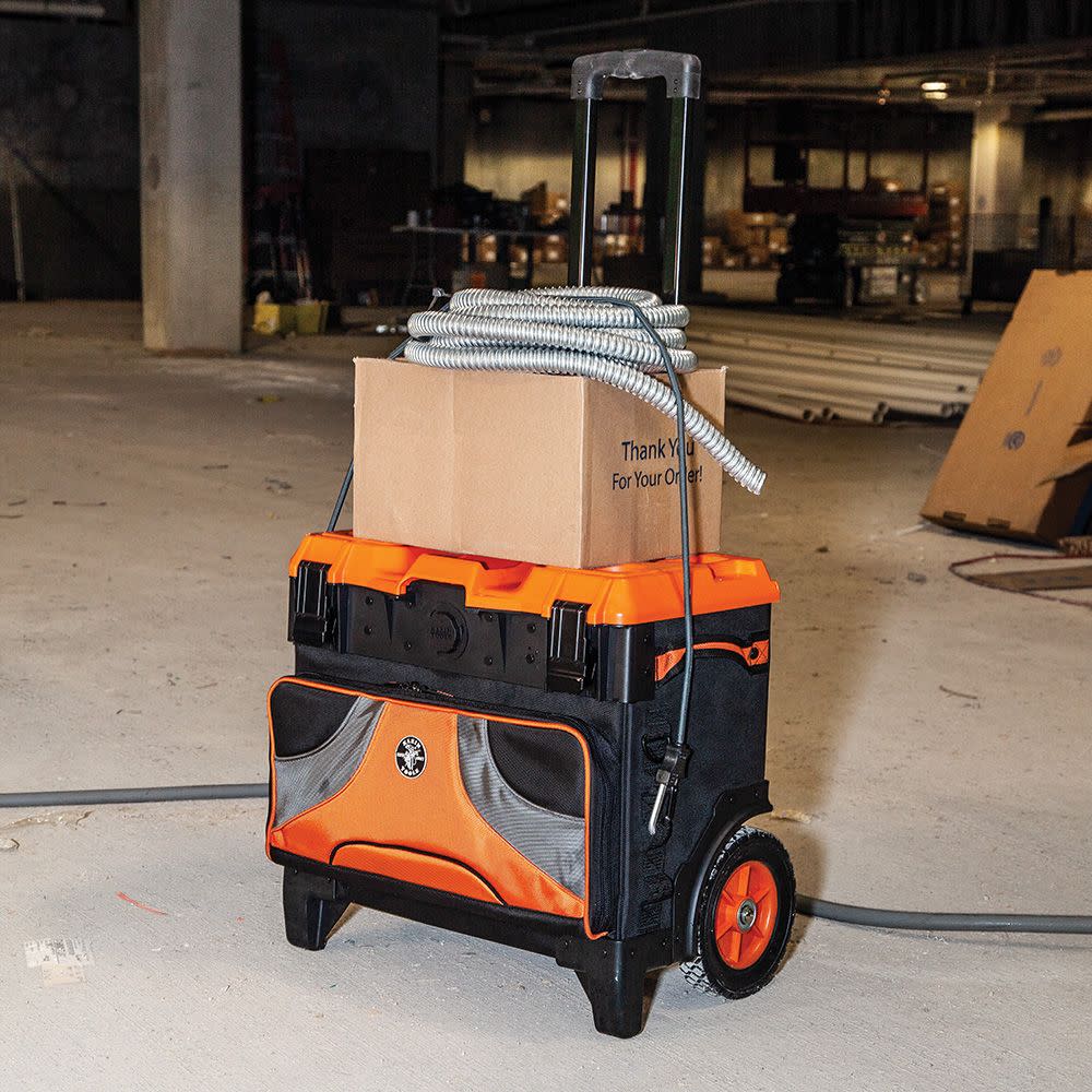 4689A776-DBAD-9BA7-5D22-406EA38E2485